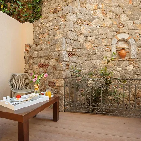 Fedriades Hotell Delphi