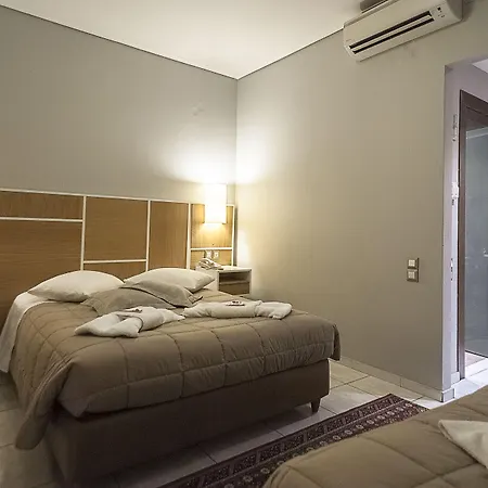 Hotel Fedriades 3*