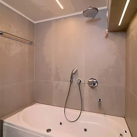 Hotel Fedriades 3*