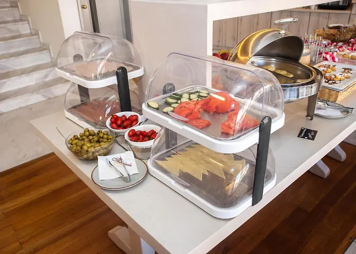 Ξενοδοχείο Fedriades 3*